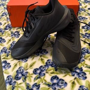 Nike Black Athletic Shoes with Mesh Upper